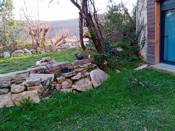 2 Maisons de village  4 pièces 78 m2 et grange