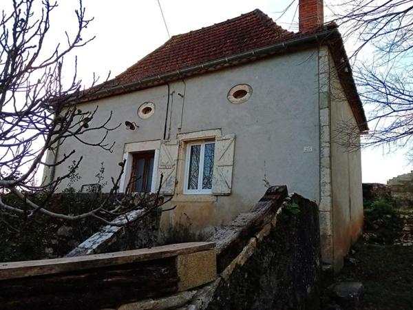 2 Maisons de village  4 pièces 78 m2 et grange