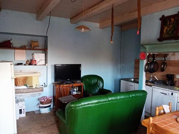 2 Maisons de village  4 pièces 78 m2 et grange