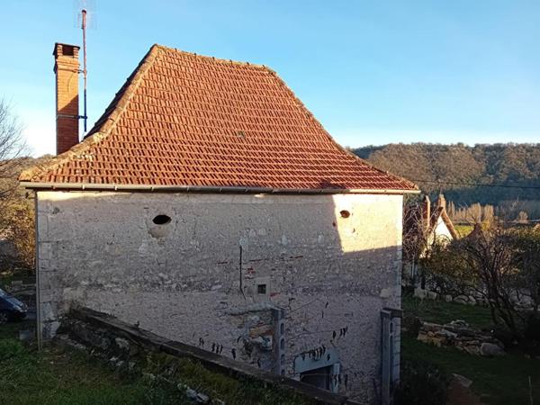 2 Maisons de village  4 pièces 78 m2 et grange