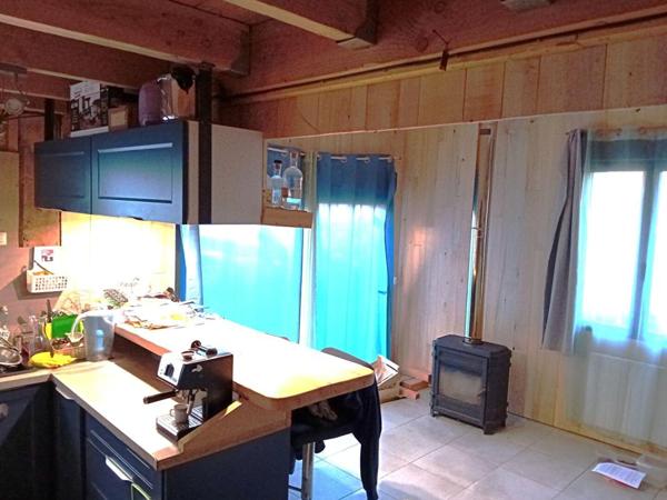 2 Maisons de village  4 pièces 78 m2 et grange