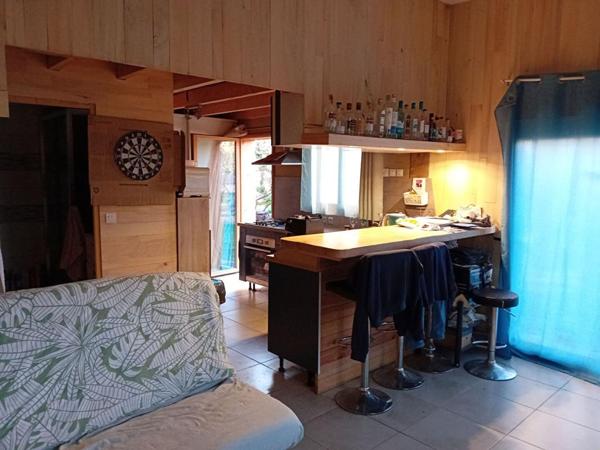 2 Maisons de village  4 pièces 78 m2 et grange