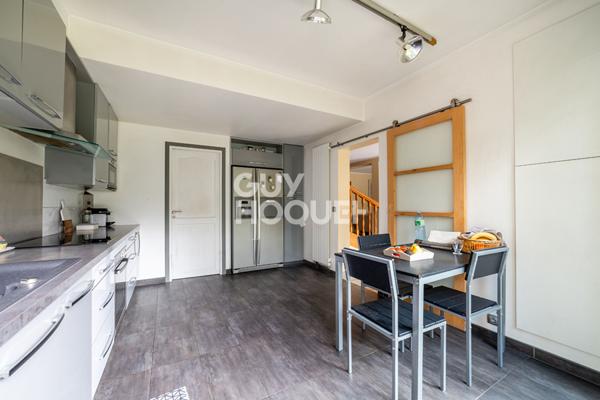MAISON AVEC 4 CHAMBRES, JARDIN DE 200m² et GARAGE - Proche Gare de La-Garenne-Colombes