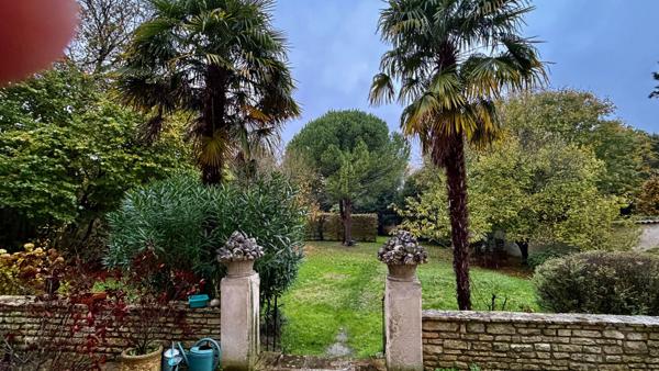 T2 MEUBLE CHARME DE L'ANCIEN JARDIN
