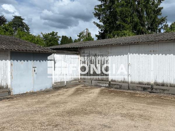 Location Parking 12 m² - 6 RUE ALBERT LAVILLE Orleans 45000