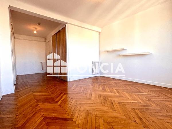 À vendre Appartement 2 pièces 51.8 m² - Marseille 13008