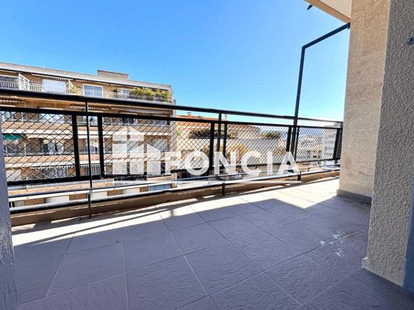 À vendre Appartement 2 pièces 51.8 m² - Marseille 13008