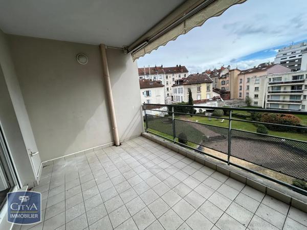 Appartement à louer 3 pièces 72.07m²
