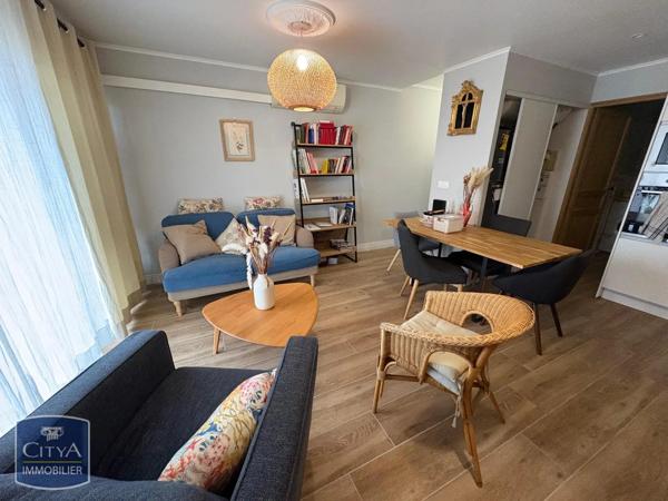 Appartement à louer 2 pièces 53.32m² Le Grau-du-Roi (30240)