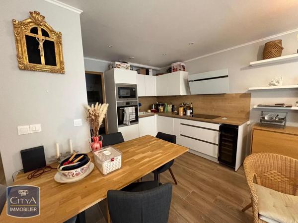 Appartement à louer 2 pièces 53.32m² Le Grau-du-Roi (30240)