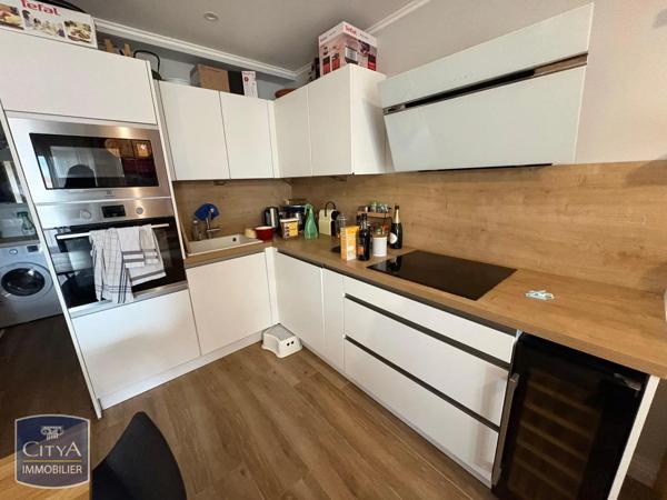Appartement à louer 2 pièces 53.32m² Le Grau-du-Roi (30240)