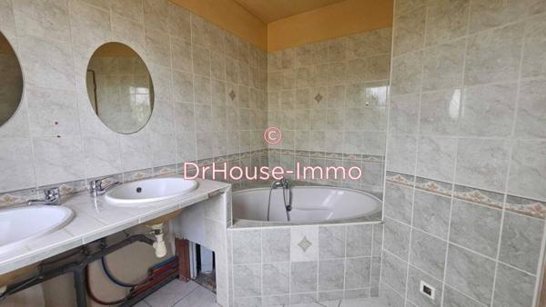 Maison à vendre 4 pièces de 148 m²