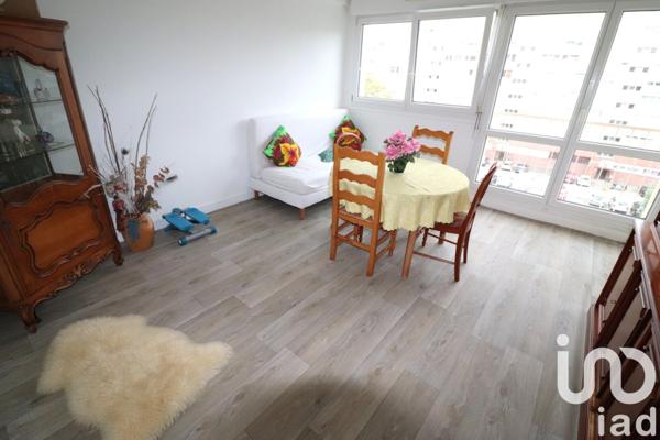Appartement 4 pièces de 65 m² à Avon (77210)