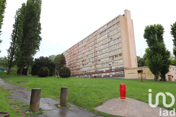 Appartement 4 pièces de 65 m² à Avon (77210)