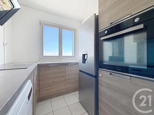 Appartement à vendre  3 pièces - 62 m 2   LA CHAPELLE ST LUC  - 10