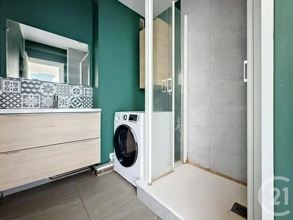Appartement à vendre  3 pièces - 62 m 2   LA CHAPELLE ST LUC  - 10