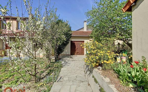 Maison à vendre    3 pièces • 90 m2 Châtillon