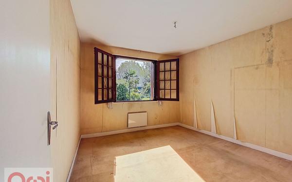 Maison à vendre    3 pièces • 90 m2 Châtillon