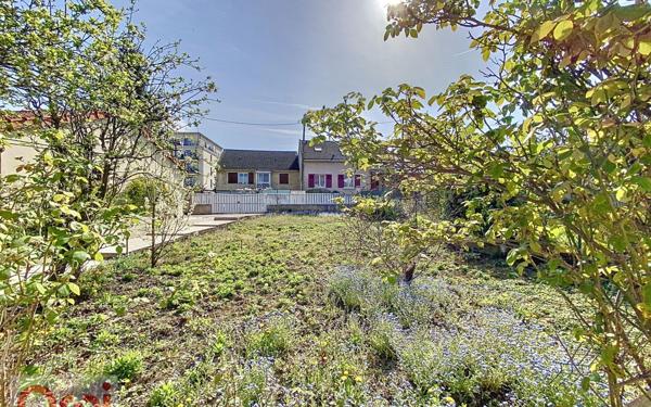 Maison à vendre    3 pièces • 90 m2 Châtillon