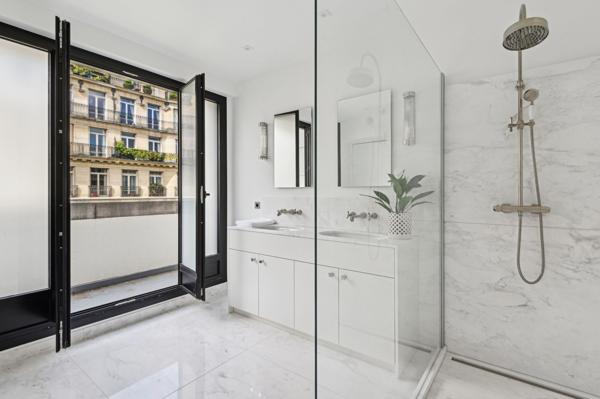 Vente Appartement de luxe Paris 7 6 Pièces 266 m²