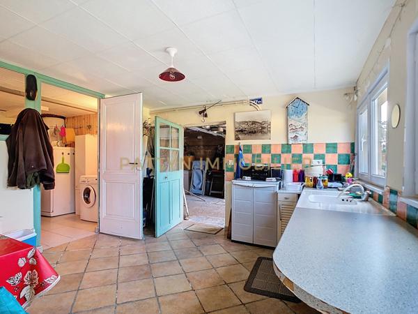 Montmerle-sur-Saône (01090) Vue exceptionnelle sur les Monts du Beaujolais – Maison atypique avec dépendances – Montmerle-sur-Saône