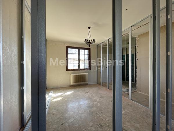 maison a renover sur une parcelle de  3500 m2