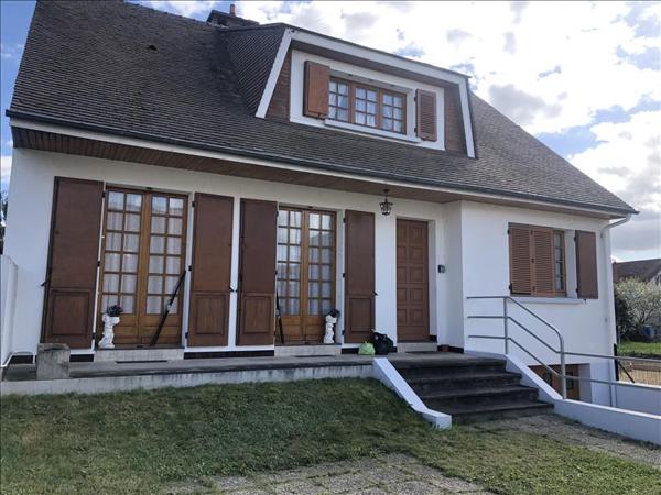 Maison à vendre 98 550 € Montluçon 5 p 99 m² DPE E