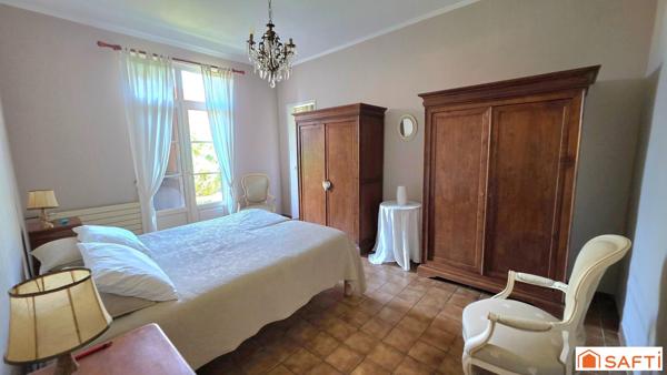 Propriété de caractère unique de 332m² avec salle de réception