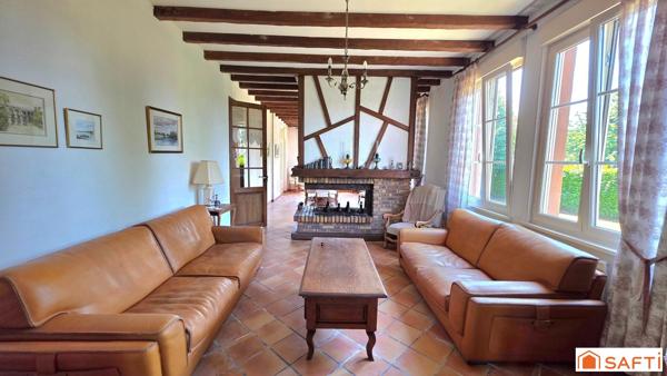 Propriété de caractère unique de 332m² avec salle de réception