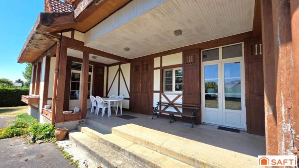 Propriété de caractère unique de 332m² avec salle de réception