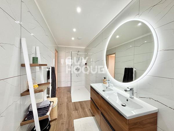 Maison contemporaine avec piscine et garage proche d'ORTHEZ