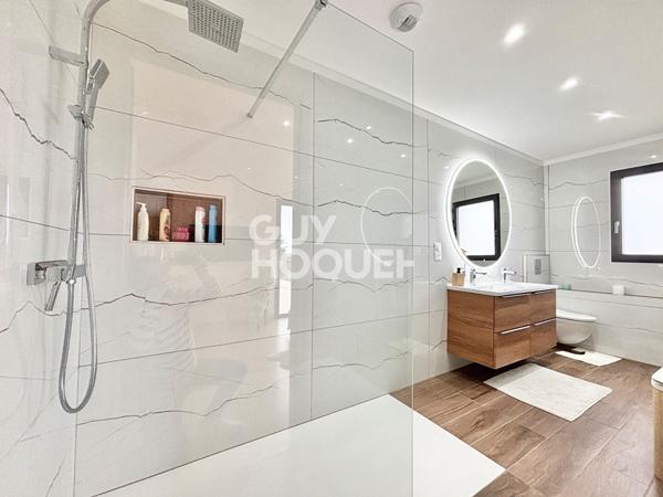 Maison contemporaine avec piscine et garage proche d'ORTHEZ