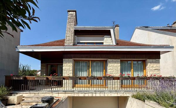 Clamart - Quartier Schneider - Calme. Maison de 1970 - 6 pièces, 4 chambres