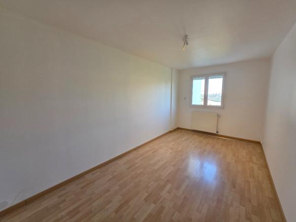 Appartement T3 avec cave et garage