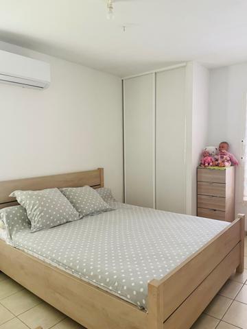 Appartement T3 dans résidence sécurisée avec piscine