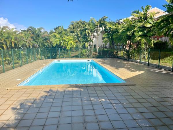 Appartement T3 dans résidence sécurisée avec piscine