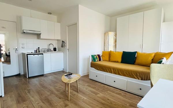 Appartement à vendre    1 pièce • 24 m2 La Rochelle