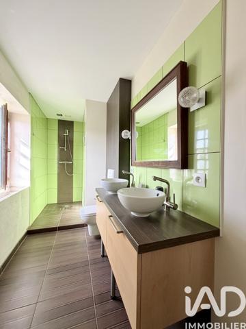 Maison à vendre 6 pièces 115 m² Saint-Barthélemy-le-Plain