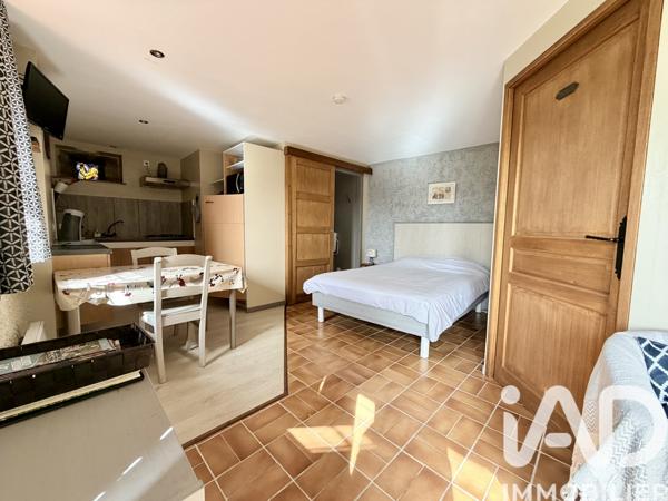 Maison à vendre 6 pièces 115 m² Saint-Barthélemy-le-Plain