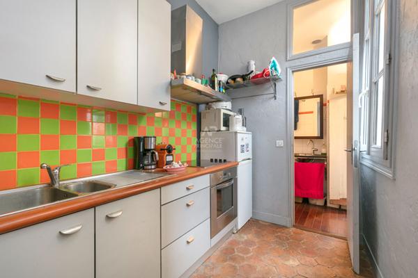 Versailles Notre-Dame Appartement duplex 4 pièces d'environ 94 m² au sol et 89 m² carrez €795 000 ** - Référence 25546