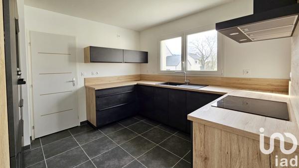 Maison traditionnelle 5 pièces de 105 m² à Pluneret (56400)