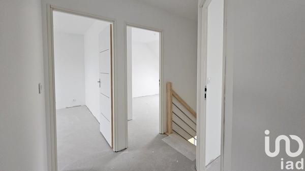 Maison traditionnelle 5 pièces de 105 m² à Pluneret (56400)