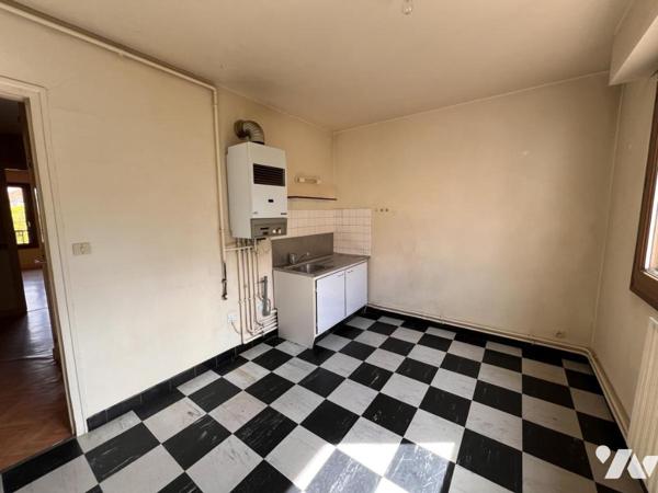 Appartement 2 pièces avec parking et cave – Fort potentiel à Raon-l'Étape