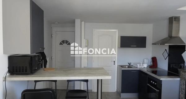 Location Studio meublé 24.71 m² - Ste Colombe 69560