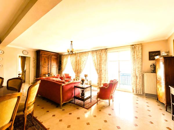 Appartement Meulan 5 pièce(s) 126 m2 385 000 € **  - Référence  1134
