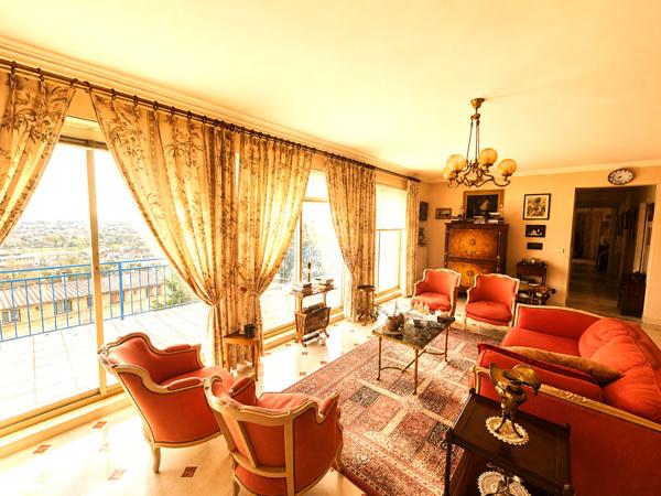 Appartement Meulan 5 pièce(s) 126 m2 385 000 € **  - Référence  1134