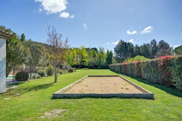 Vente Villa de luxe Aix-en-Provence 6 Pièces 240 m²