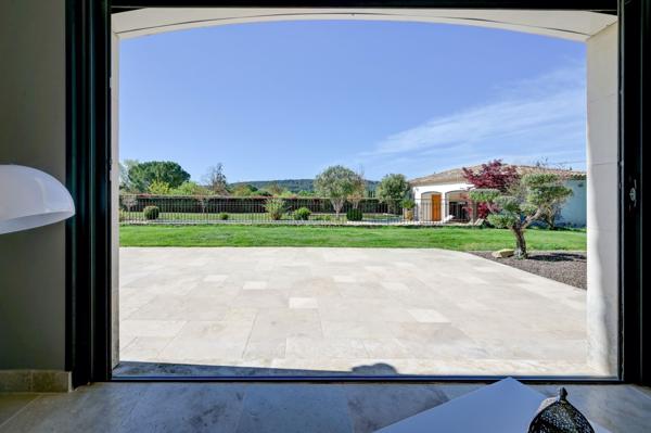 Vente Villa de luxe Aix-en-Provence 6 Pièces 240 m²
