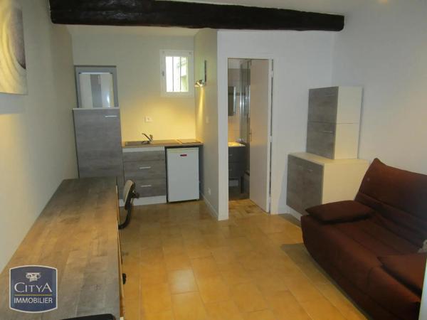 Appartement à louer 1 pièce 16.24m² Nîmes (30900)