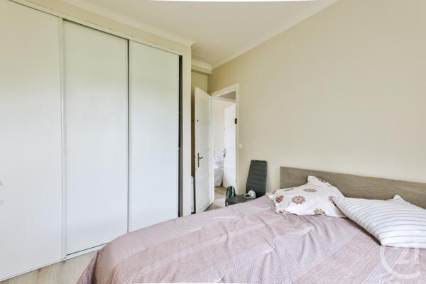 Appartement F4 à vendre  4 pièces - 71 m2 LA COURNEUVE - 93